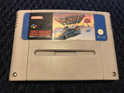 Super Nintendo SNES F-Zero game 