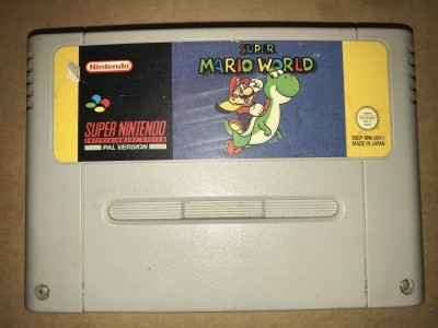 Super nintendo snes game - super mario world - PAL Cart only