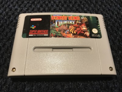 Super Nintendo SNES Donkey Kong Country game